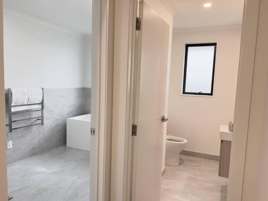 Rotorua Sunshine Brand New 4 Bedroom House Buitenkant foto
