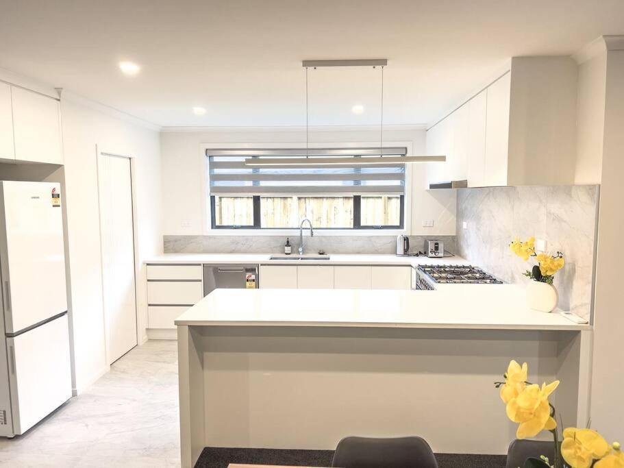 Rotorua Sunshine Brand New 4 Bedroom House Buitenkant foto