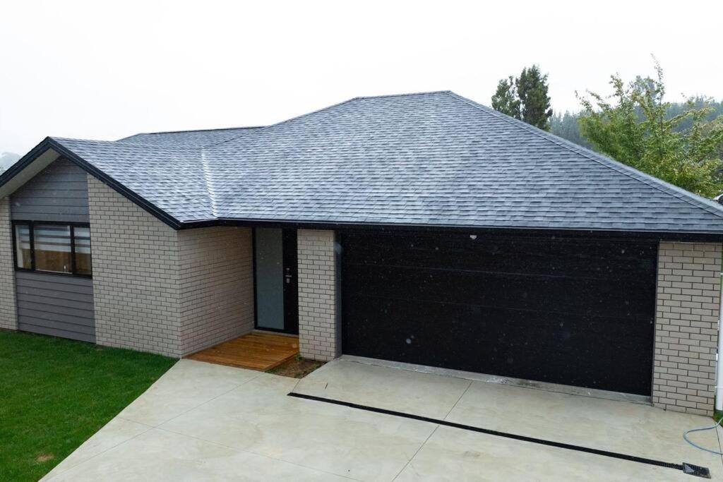 Rotorua Sunshine Brand New 4 Bedroom House Buitenkant foto