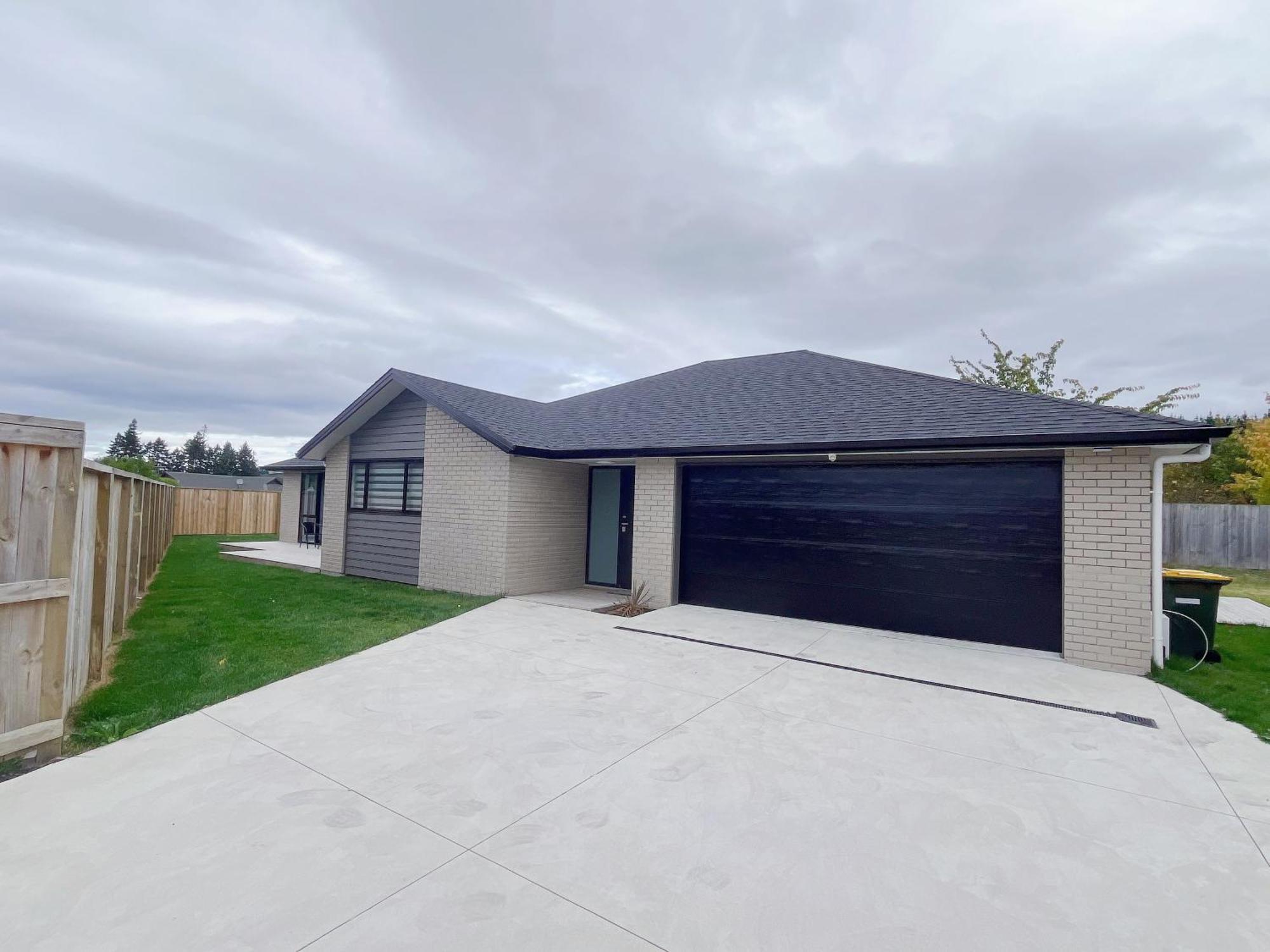 Rotorua Sunshine Brand New 4 Bedroom House Buitenkant foto